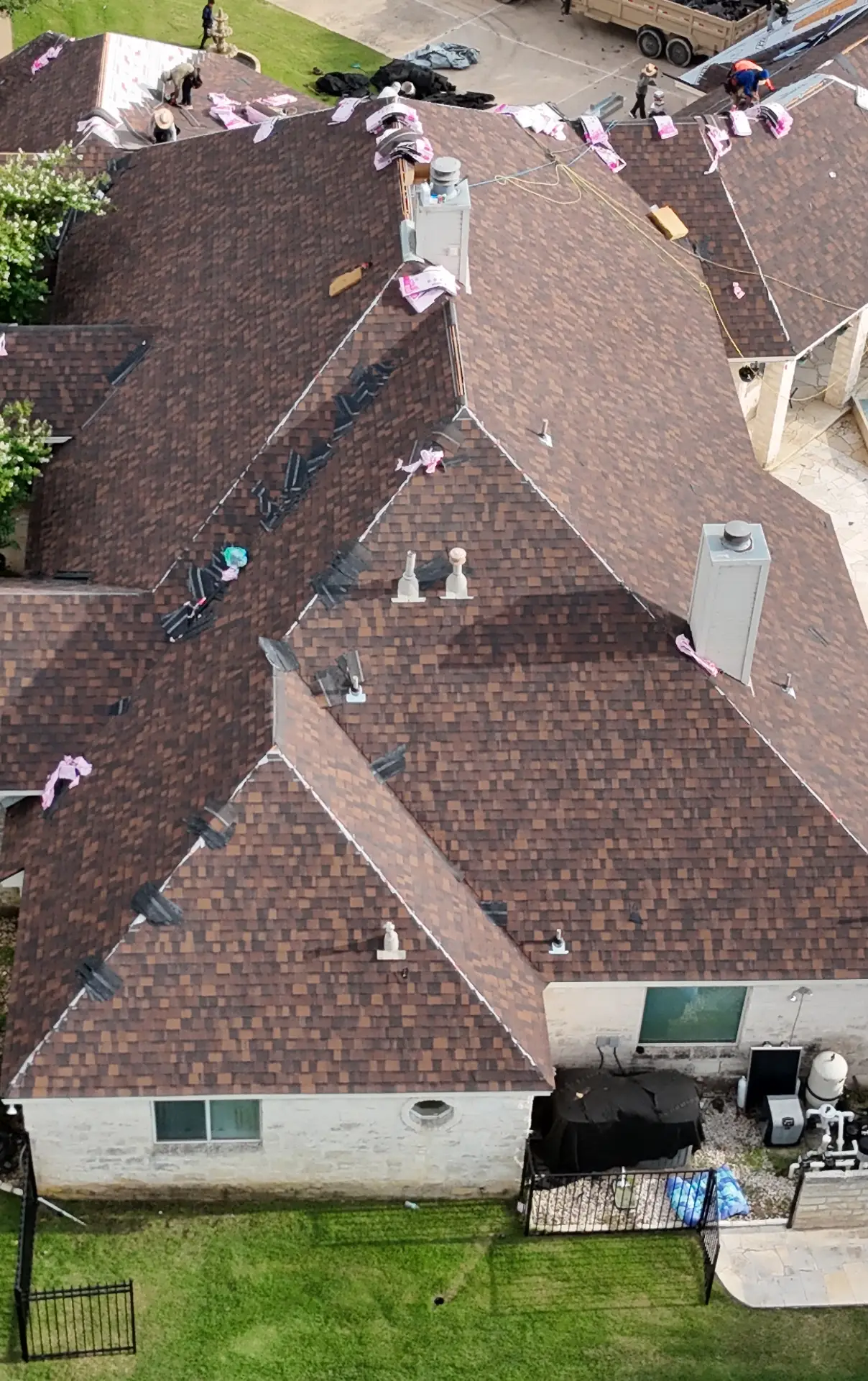 Republic of Texas Roofing team on site